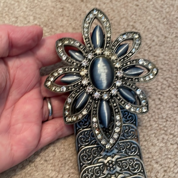 Vintage Rhinestone and Gemstone Belt. 30” with generous stretch. - Picture 6 of 6